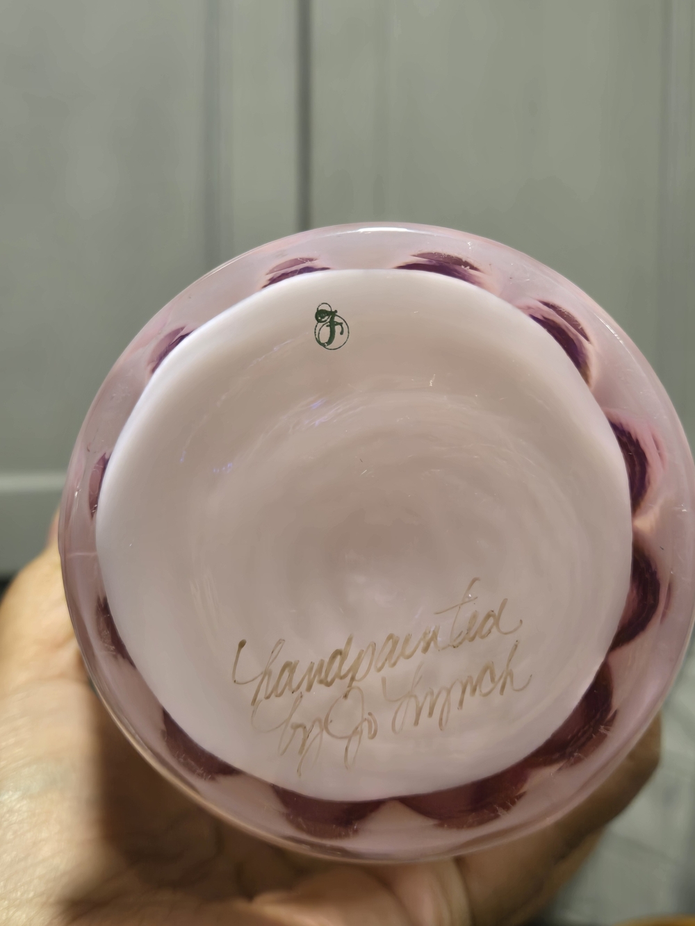 Rare Vintage Fenton Hand Painted Irredescent Pink Vase Signed Artist Jo Lynch - Picture 7 of 10